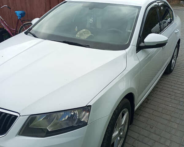 Білий Шкода Октавія, об'ємом двигуна 1.4 л та пробігом 255 тис. км за 9500 $, фото 1 на Automoto.ua