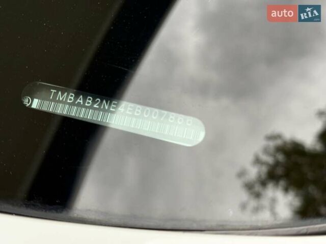 Белый Шкода Октавия, объемом двигателя 1.2 л и пробегом 179 тыс. км за 8800 $, фото 20 на Automoto.ua