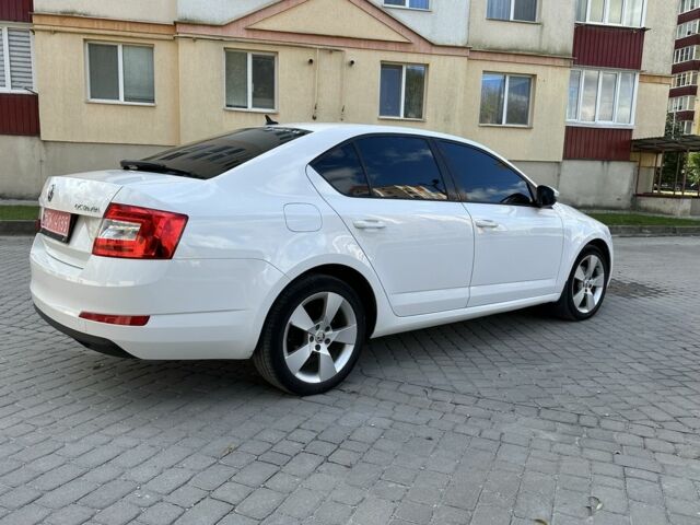 Білий Шкода Октавія, об'ємом двигуна 1.6 л та пробігом 180 тис. км за 10700 $, фото 8 на Automoto.ua