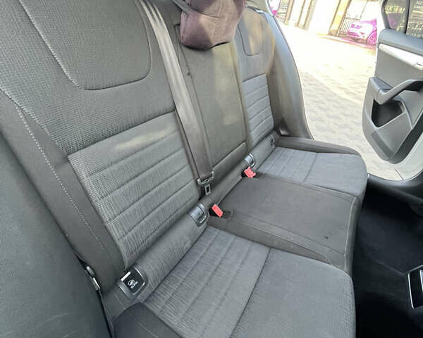 Шкода Октавія 2014 у Хусте на Automoto.ua Білий Шкода Октавія, об'ємом двигуна 1.97 л та пробігом 252 тис. км за 12200 $, фото 59 на Automoto.ua