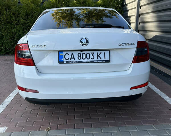 Білий Шкода Октавія, об'ємом двигуна 1.4 л та пробігом 153 тис. км за 11400 $, фото 3 на Automoto.ua
