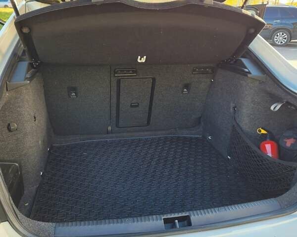 Шкода Октавия 2014 в Хмельницком на Automoto.ua Белый Шкода Октавия, объемом двигателя 1.2 л и пробегом 262 тыс. км за 9200 $, фото 1 на Automoto.ua