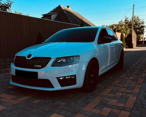 Белый Шкода Октавия, объемом двигателя 1.97 л и пробегом 286 тыс. км за 11900 $, фото 12 на Automoto.ua