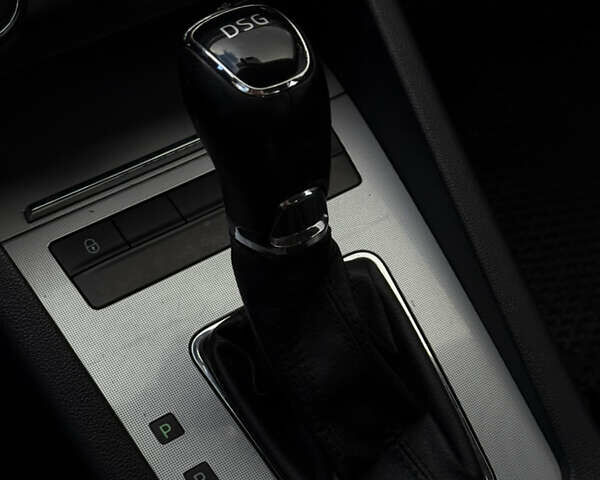 Белый Шкода Октавия, объемом двигателя 1.4 л и пробегом 130 тыс. км за 10000 $, фото 18 на Automoto.ua