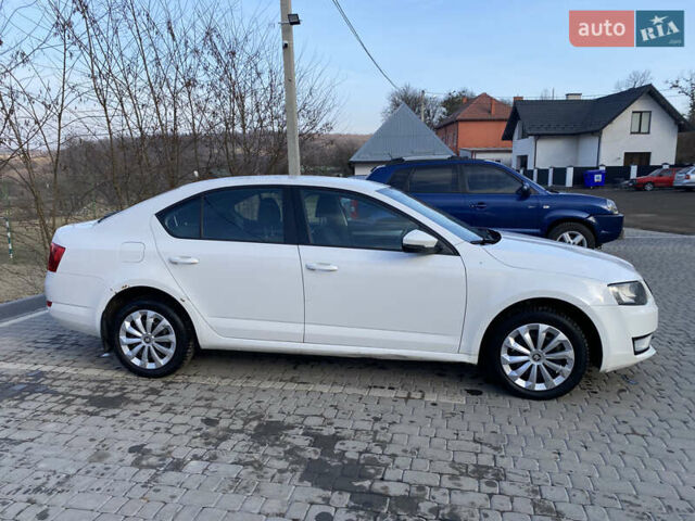 Білий Шкода Октавія, об'ємом двигуна 1.39 л та пробігом 280 тис. км за 7500 $, фото 6 на Automoto.ua
