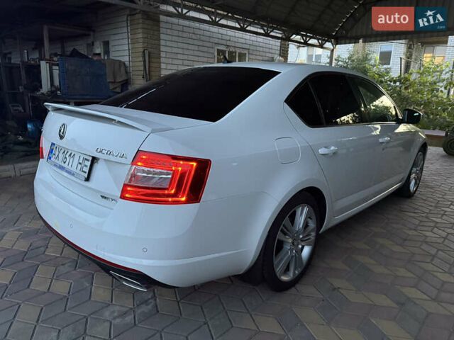 Белый Шкода Октавия, объемом двигателя 1.97 л и пробегом 210 тыс. км за 18500 $, фото 8 на Automoto.ua