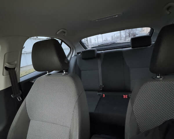 Белый Шкода Октавия, объемом двигателя 1.8 л и пробегом 271 тыс. км за 11300 $, фото 22 на Automoto.ua