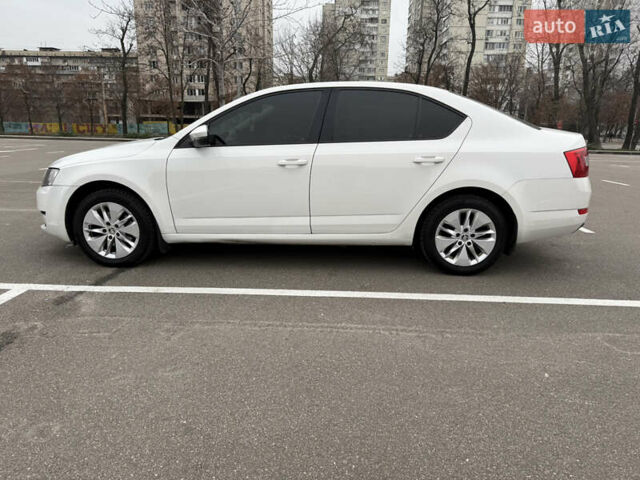 Белый Шкода Октавия, объемом двигателя 1.4 л и пробегом 174 тыс. км за 10200 $, фото 13 на Automoto.ua