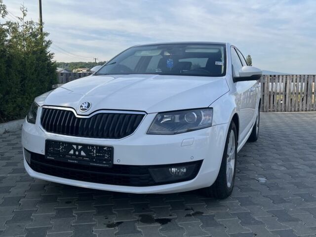 Белый Шкода Октавия, объемом двигателя 2 л и пробегом 244 тыс. км за 12500 $, фото 6 на Automoto.ua