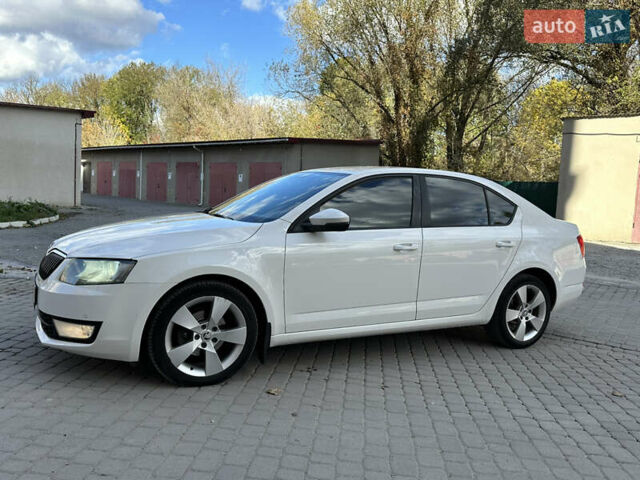 Шкода Октавия 2014 в Каменце-Подольском на Automoto.ua Белый Шкода Октавия, объемом двигателя 1.6 л и пробегом 180 тыс. км за 10800 $, фото 26 на Automoto.ua