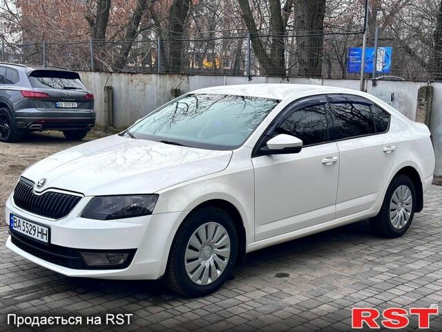 Шкода Октавия 2014 в Кропивницком (Кировограде) на Automoto.ua Белый Шкода Октавия, объемом двигателя 1.8 л и пробегом 97 тыс. км за 11500 $, фото 2 на Automoto.ua