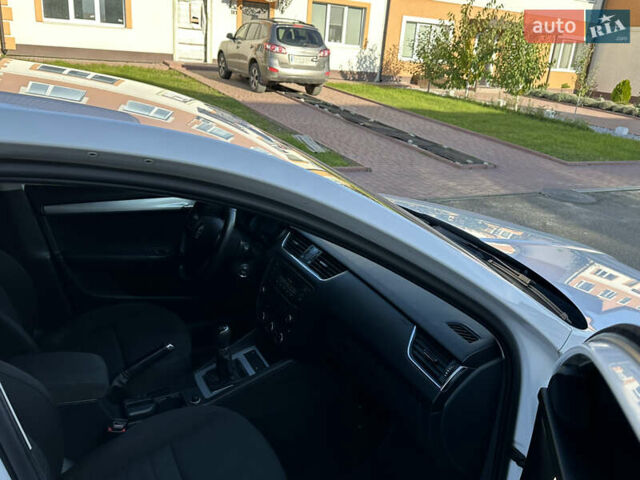 Белый Шкода Октавия, объемом двигателя 1.6 л и пробегом 183 тыс. км за 10300 $, фото 20 на Automoto.ua