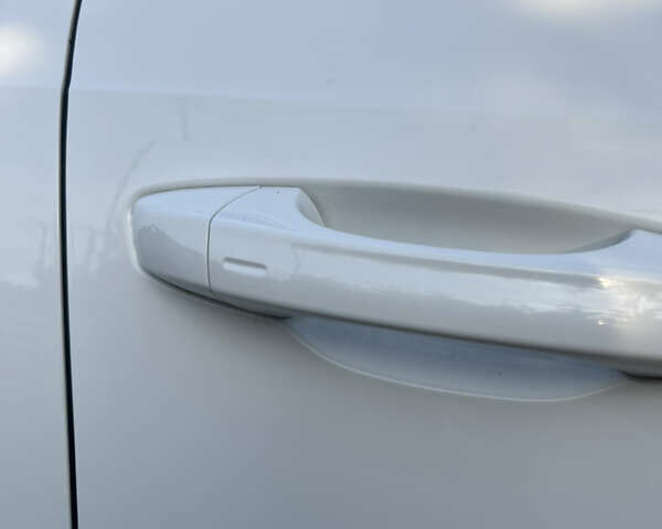 Шкода Октавія 2014 у Хусте на Automoto.ua Білий Шкода Октавія, об'ємом двигуна 1.97 л та пробігом 252 тис. км за 12200 $, фото 33 на Automoto.ua