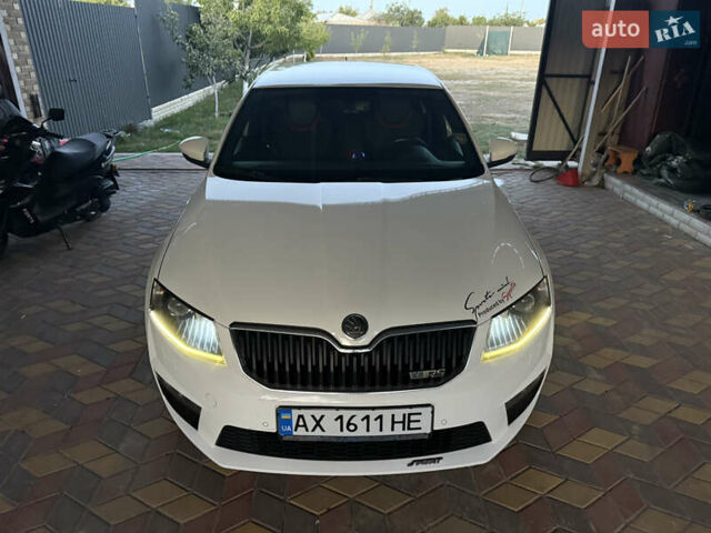 Белый Шкода Октавия, объемом двигателя 1.97 л и пробегом 210 тыс. км за 18500 $, фото 1 на Automoto.ua