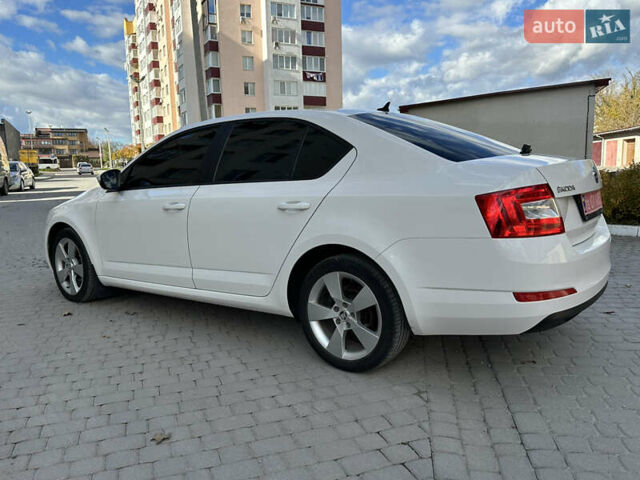 Шкода Октавия 2014 в Каменце-Подольском на Automoto.ua Белый Шкода Октавия, объемом двигателя 1.6 л и пробегом 180 тыс. км за 10800 $, фото 16 на Automoto.ua