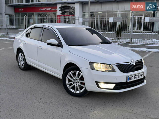 Белый Шкода Октавия, объемом двигателя 1.6 л и пробегом 280 тыс. км за 9000 $, фото 6 на Automoto.ua