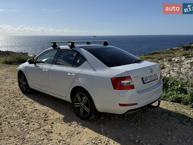 Белый Шкода Октавия, объемом двигателя 1.8 л и пробегом 287 тыс. км за 8500 $, фото 6 на Automoto.ua