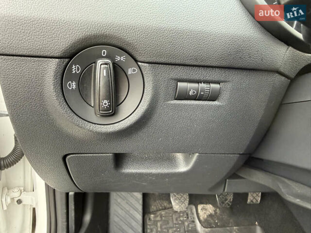 Білий Шкода Октавія, об'ємом двигуна 1.4 л та пробігом 194 тис. км за 8800 $, фото 31 на Automoto.ua