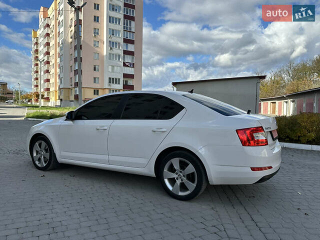 Белый Шкода Октавия, объемом двигателя 1.6 л и пробегом 180 тыс. км за 10700 $, фото 17 на Automoto.ua