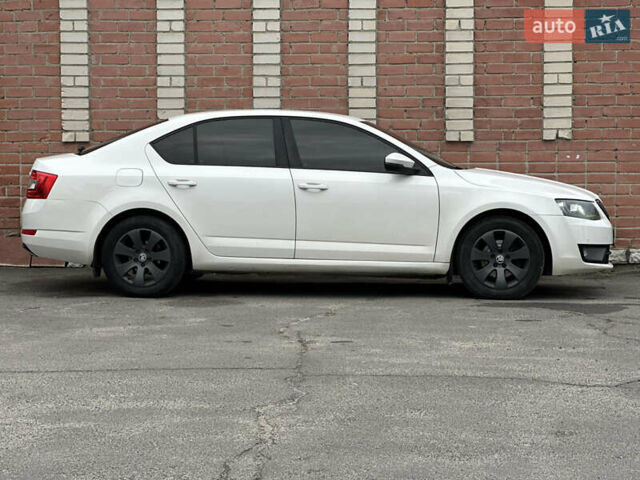 Білий Шкода Октавія, об'ємом двигуна 1.97 л та пробігом 295 тис. км за 12700 $, фото 14 на Automoto.ua