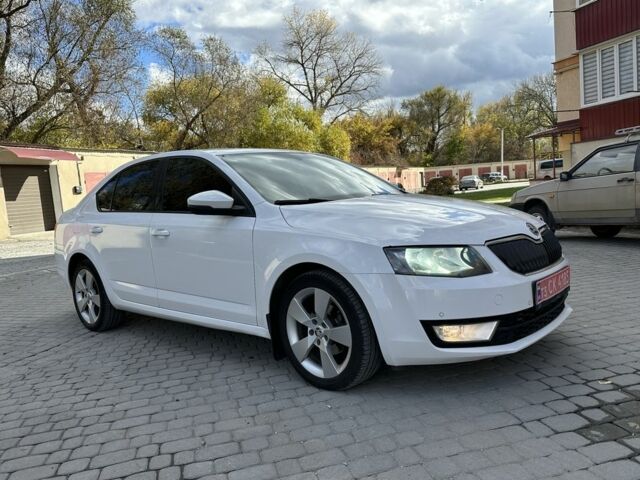 Білий Шкода Октавія, об'ємом двигуна 1.6 л та пробігом 180 тис. км за 10700 $, фото 5 на Automoto.ua