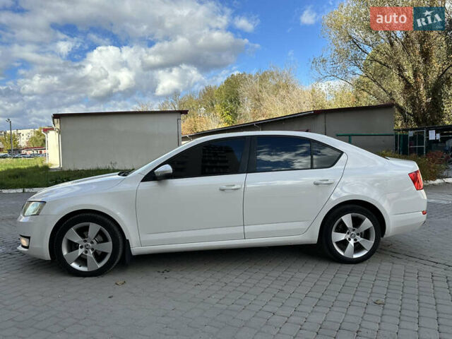 Шкода Октавия 2014 в Каменце-Подольском на Automoto.ua Белый Шкода Октавия, объемом двигателя 1.6 л и пробегом 180 тыс. км за 10800 $, фото 29 на Automoto.ua