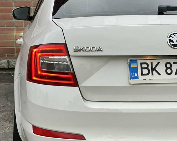 Білий Шкода Октавія, об'ємом двигуна 1.97 л та пробігом 295 тис. км за 12700 $, фото 20 на Automoto.ua