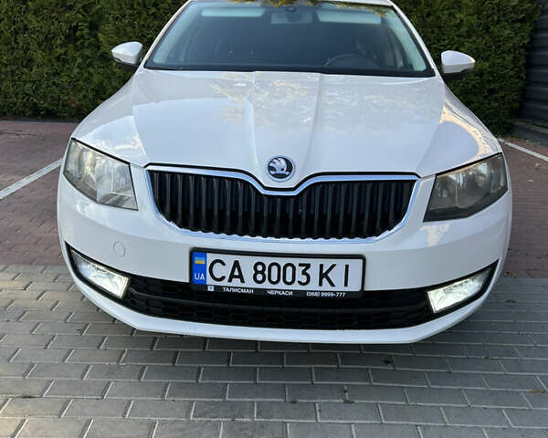 Білий Шкода Октавія, об'ємом двигуна 1.4 л та пробігом 153 тис. км за 11400 $, фото 1 на Automoto.ua