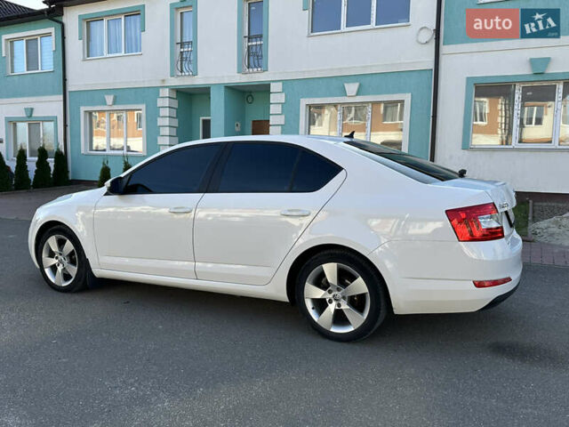 Белый Шкода Октавия, объемом двигателя 1.6 л и пробегом 183 тыс. км за 10300 $, фото 2 на Automoto.ua