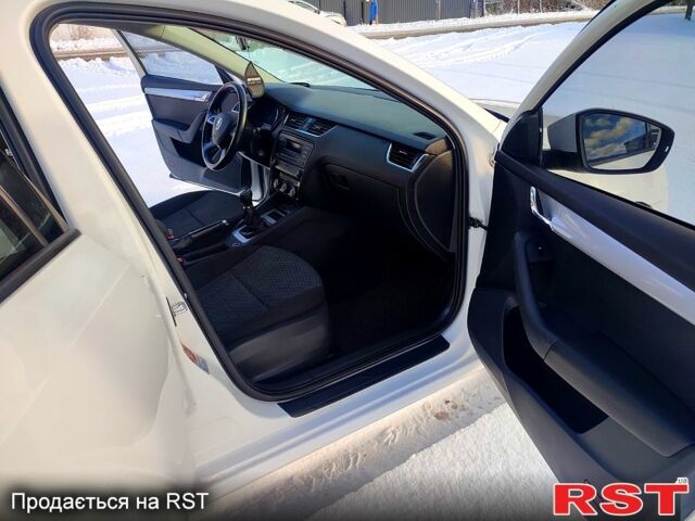 Белый Шкода Октавия, объемом двигателя 1.8 л и пробегом 157 тыс. км за 10750 $, фото 10 на Automoto.ua