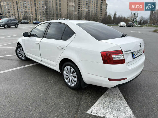 Білий Шкода Октавія, об'ємом двигуна 1.4 л та пробігом 194 тис. км за 8800 $, фото 5 на Automoto.ua