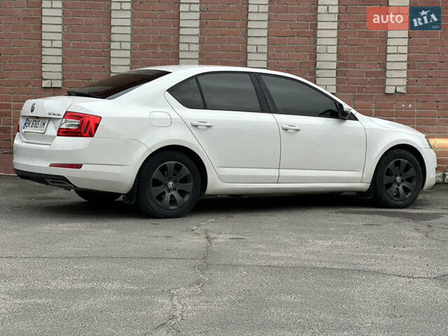 Білий Шкода Октавія, об'ємом двигуна 1.97 л та пробігом 295 тис. км за 12700 $, фото 17 на Automoto.ua