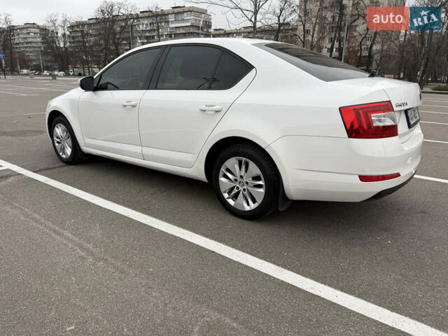Белый Шкода Октавия, объемом двигателя 1.4 л и пробегом 174 тыс. км за 10200 $, фото 11 на Automoto.ua