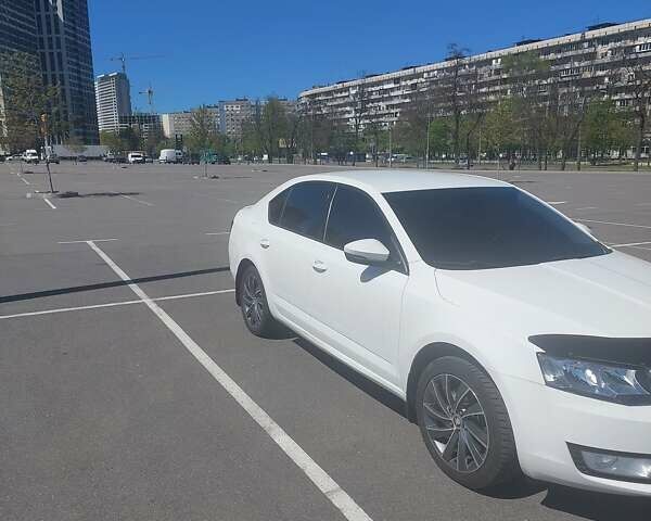 Білий Шкода Октавія, об'ємом двигуна 1.8 л та пробігом 120 тис. км за 12500 $, фото 2 на Automoto.ua