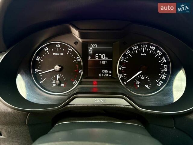 Белый Шкода Октавия, объемом двигателя 1.2 л и пробегом 179 тыс. км за 8800 $, фото 19 на Automoto.ua