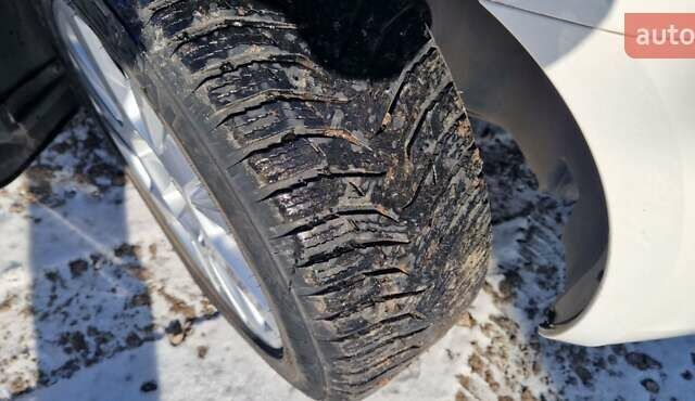 Білий Шкода Октавія, об'ємом двигуна 1.4 л та пробігом 200 тис. км за 12000 $, фото 12 на Automoto.ua