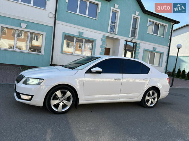 Белый Шкода Октавия, объемом двигателя 1.6 л и пробегом 183 тыс. км за 10300 $, фото 4 на Automoto.ua