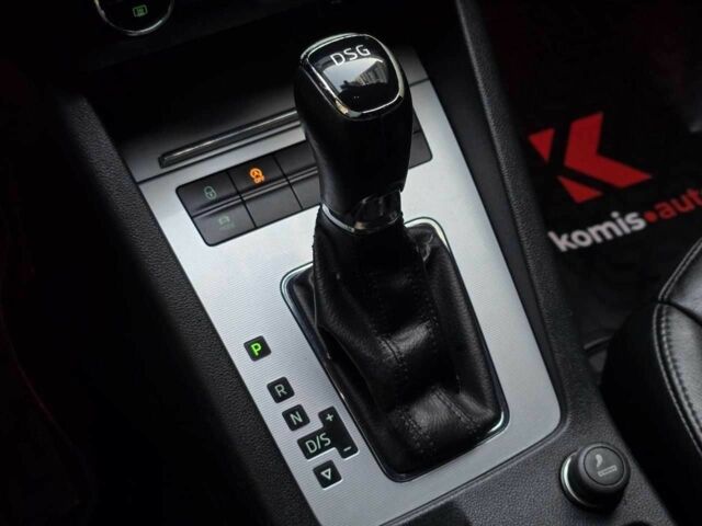 Белый Шкода Октавия, объемом двигателя 2 л и пробегом 328 тыс. км за 11499 $, фото 13 на Automoto.ua