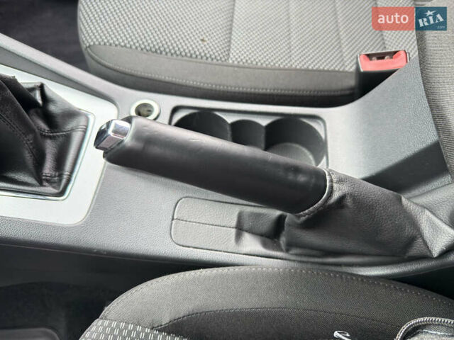 Білий Шкода Октавія, об'ємом двигуна 1.4 л та пробігом 194 тис. км за 8800 $, фото 22 на Automoto.ua