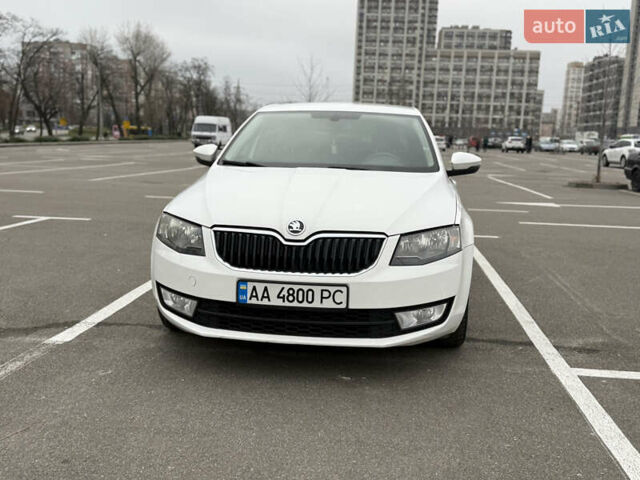 Белый Шкода Октавия, объемом двигателя 1.4 л и пробегом 174 тыс. км за 10200 $, фото 3 на Automoto.ua