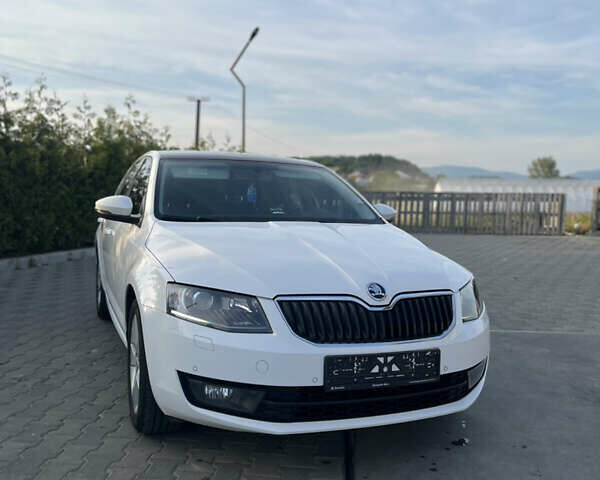 Шкода Октавія 2014 у Хусте на Automoto.ua Білий Шкода Октавія, об'ємом двигуна 1.97 л та пробігом 252 тис. км за 12200 $, фото 8 на Automoto.ua