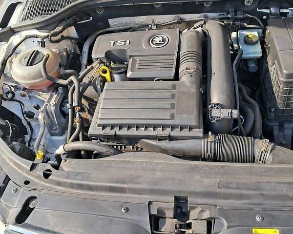 Белый Шкода Октавия, объемом двигателя 1.4 л и пробегом 250 тыс. км за 9500 $, фото 11 на Automoto.ua