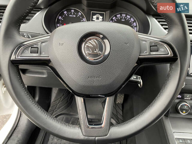 Білий Шкода Октавія, об'ємом двигуна 1.4 л та пробігом 194 тис. км за 8800 $, фото 39 на Automoto.ua