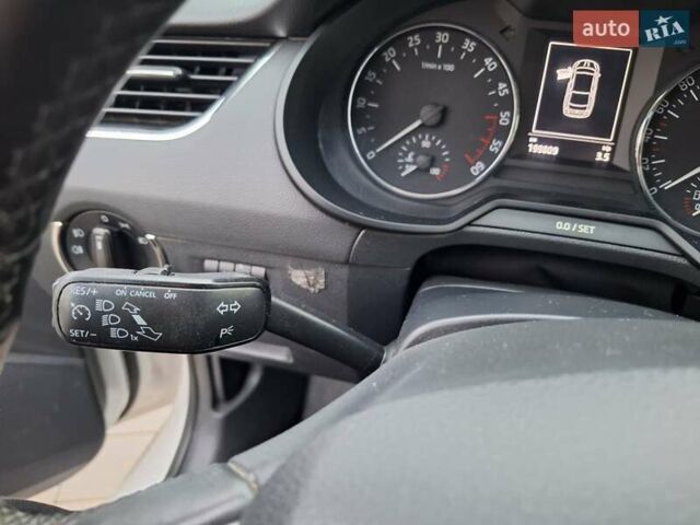 Белый Шкода Октавия, объемом двигателя 1.6 л и пробегом 199 тыс. км за 11000 $, фото 13 на Automoto.ua
