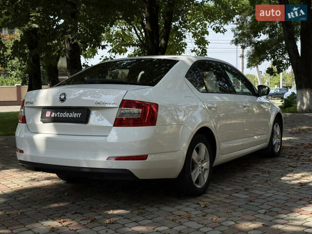 Белый Шкода Октавия, объемом двигателя 1.6 л и пробегом 296 тыс. км за 9800 $, фото 24 на Automoto.ua