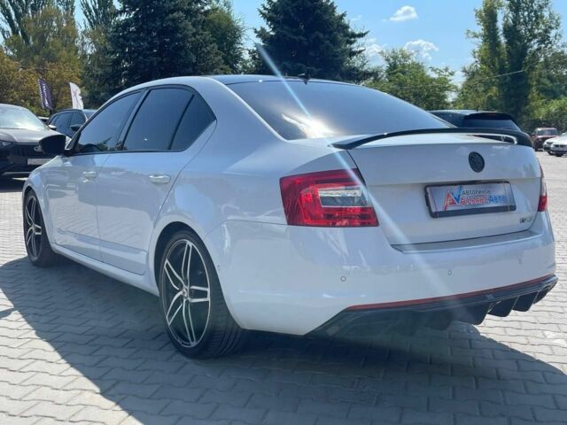 Белый Шкода Октавия, объемом двигателя 2 л и пробегом 221 тыс. км за 14999 $, фото 4 на Automoto.ua