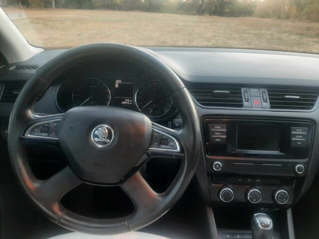 Белый Шкода Октавия, объемом двигателя 1.6 л и пробегом 245 тыс. км за 12300 $, фото 8 на Automoto.ua