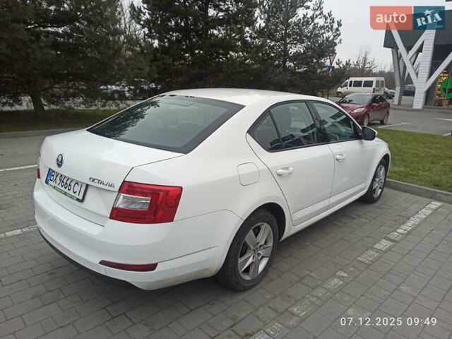 Белый Шкода Октавия, объемом двигателя 1.6 л и пробегом 211 тыс. км за 9800 $, фото 7 на Automoto.ua