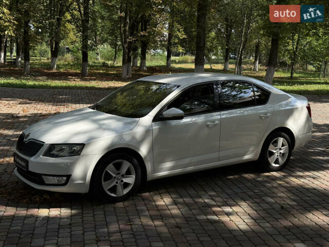 Белый Шкода Октавия, объемом двигателя 1.6 л и пробегом 296 тыс. км за 9800 $, фото 13 на Automoto.ua