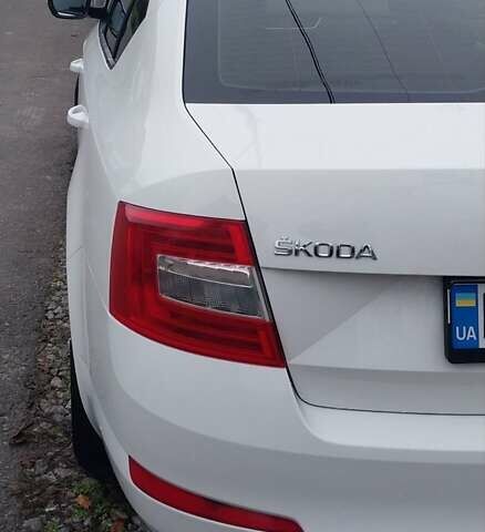 Белый Шкода Октавия, объемом двигателя 1.4 л и пробегом 220 тыс. км за 10500 $, фото 4 на Automoto.ua